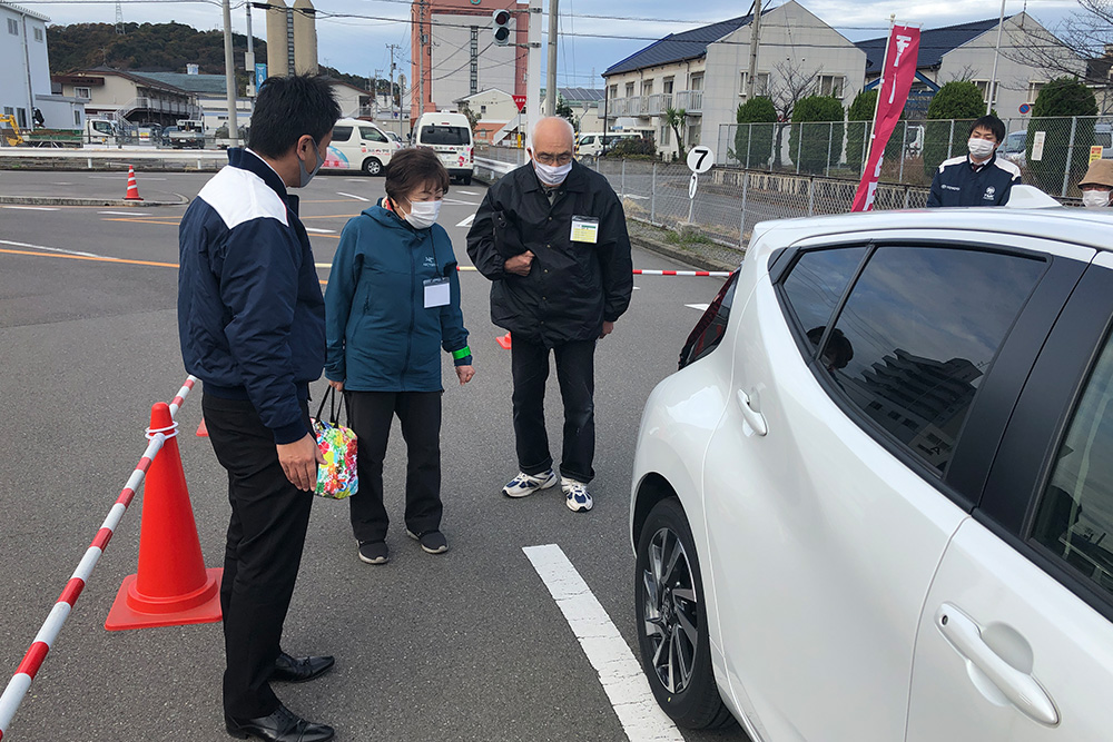 衝突被害軽減ブレーキ体験イベント 写真2